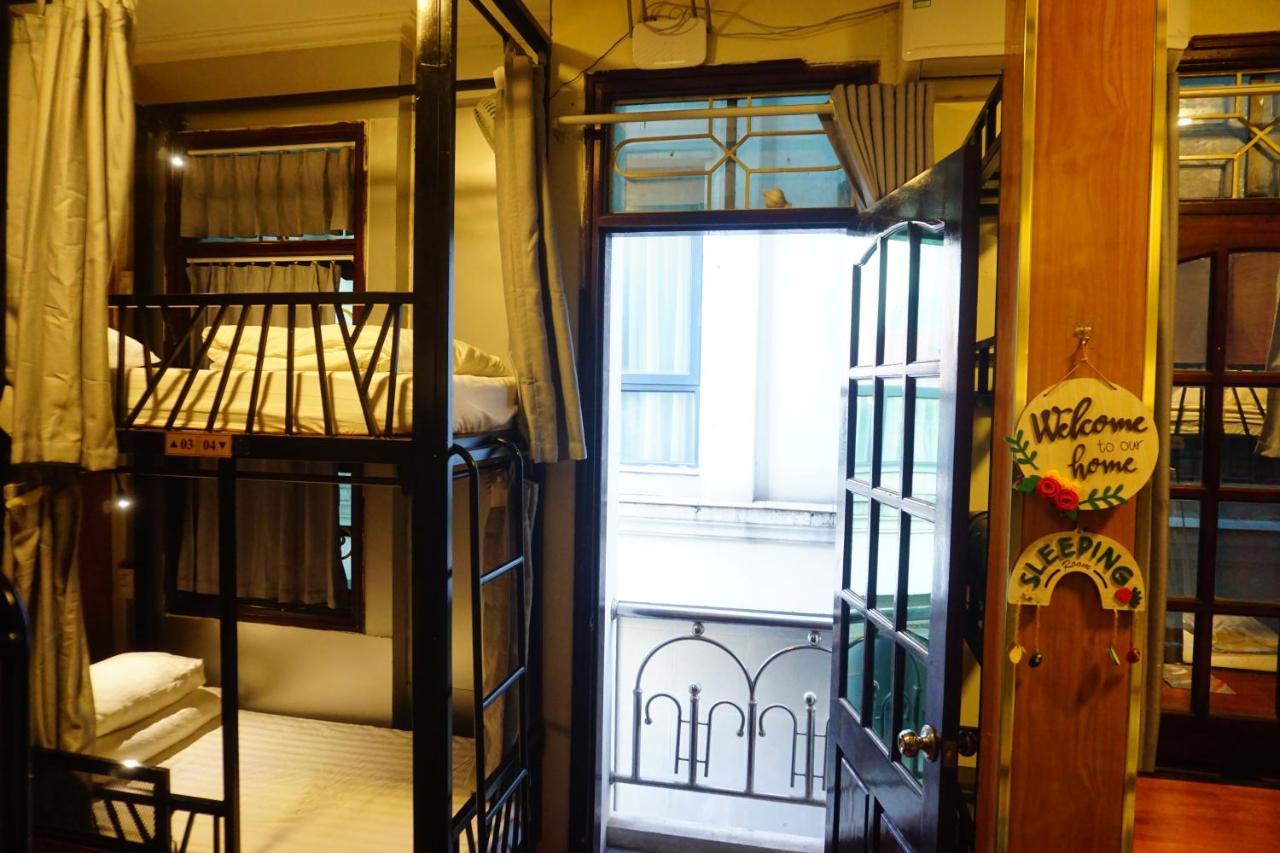Nusmile'S Hostel And Travel Ханой Экстерьер фото